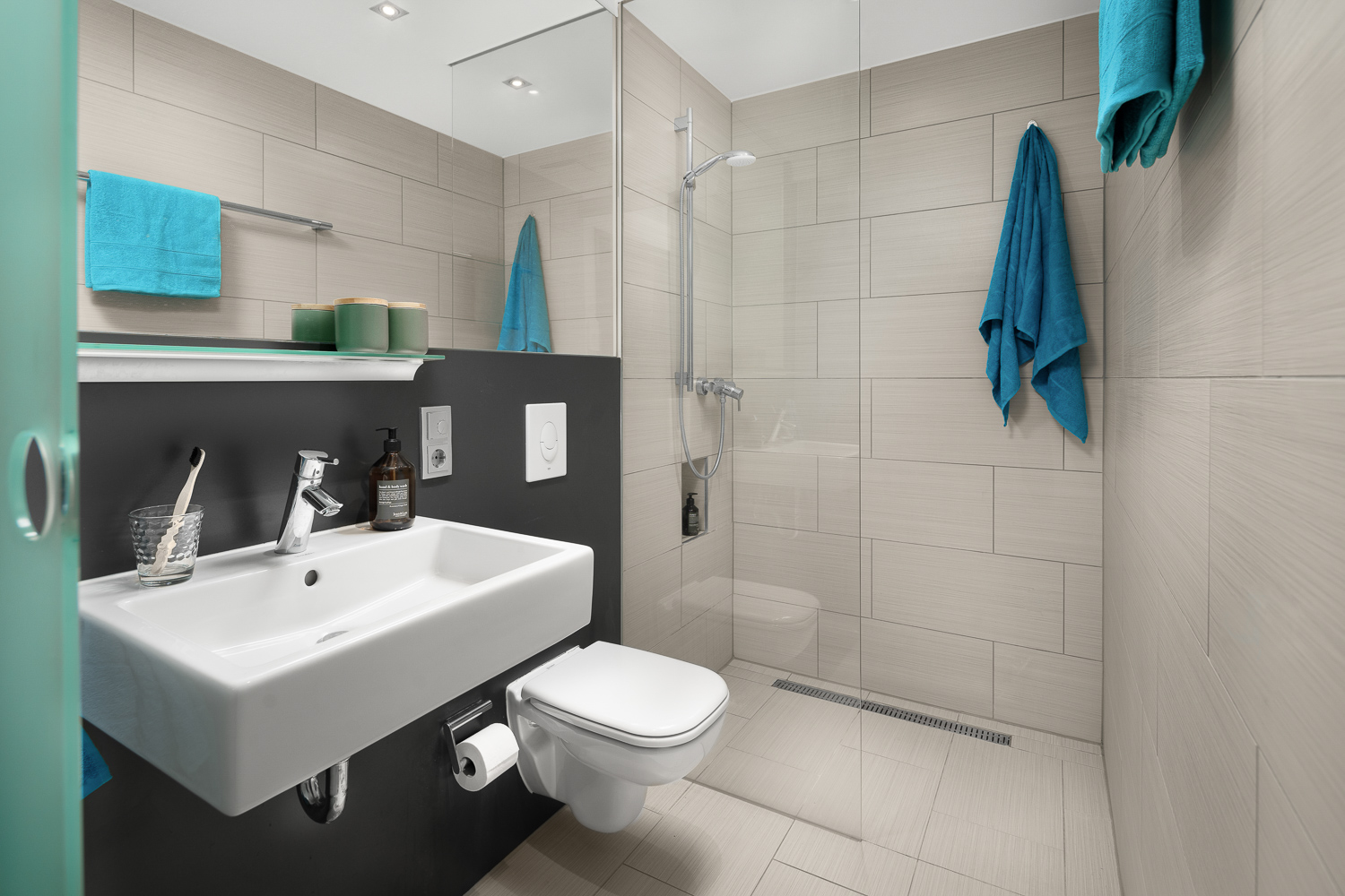 Größe und Sauberkeit der Badezimmer sind ein essenzielles Thema in der Hotelfotografie